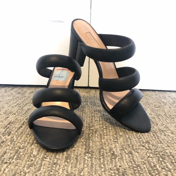 Mules - Picture 2 of 8